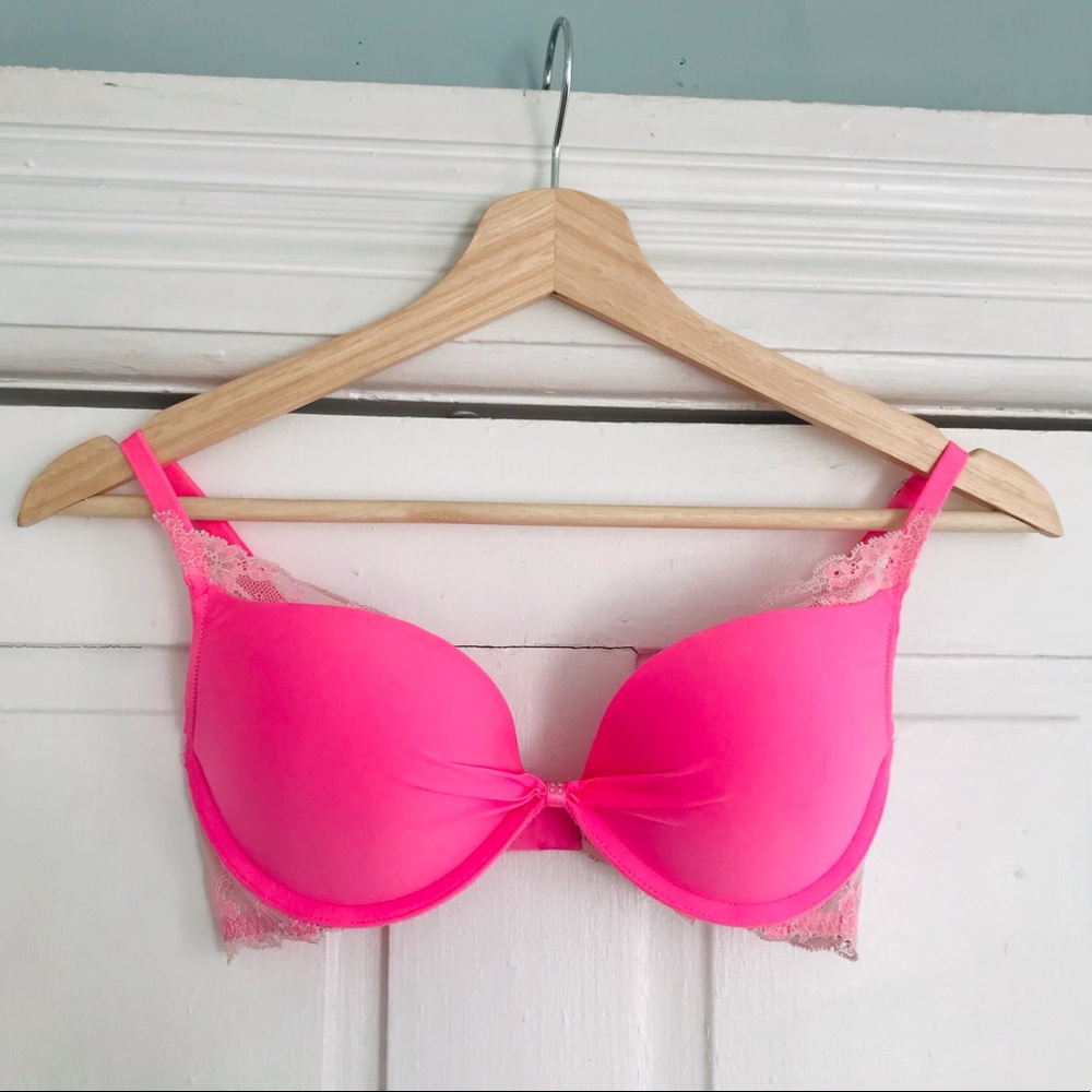 Victoria’s Secret Soft Push-up bra with lace, 32C